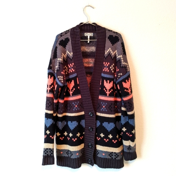 Kirra Sweaters - Kirra Knit Cardigan Sweater Hearts & Tulips